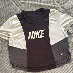 Nike Black and White Boxy Crop T-Shirt